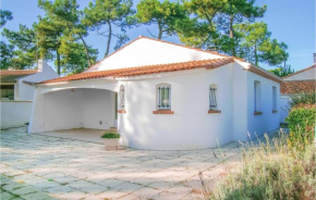 3 Bedroom Cozy Home In La Tranche Sur Mer